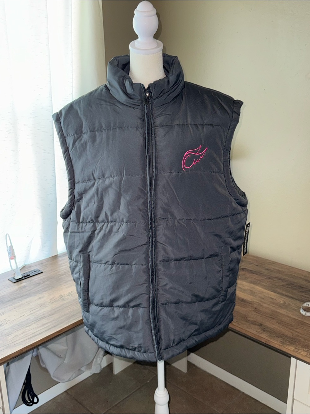 Burnside Quilted Puffer Vest Women’s XL